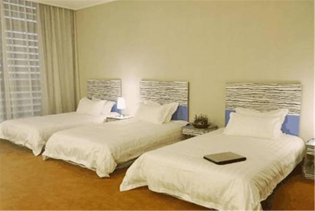 The Land Hotel Shanghai Extérieur photo