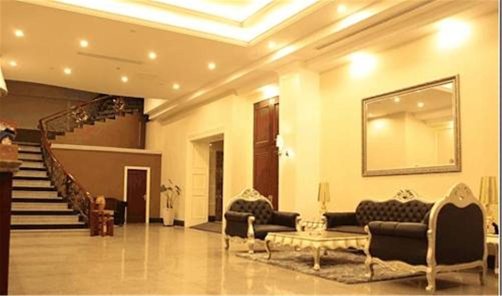 The Land Hotel Shanghai Extérieur photo